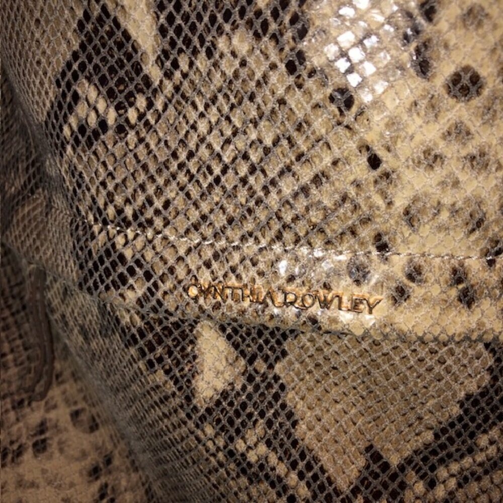 NWOT Cynthia Rowley Python Snakeskin Leather Large Shoulder Bag Purse - Picture 8 of 16